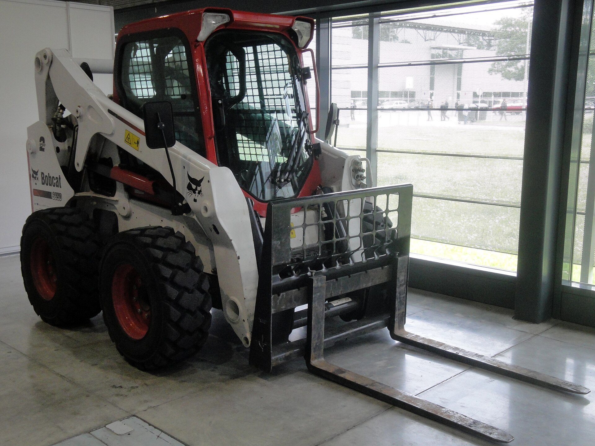 Bobcat S650 skid-steer loader