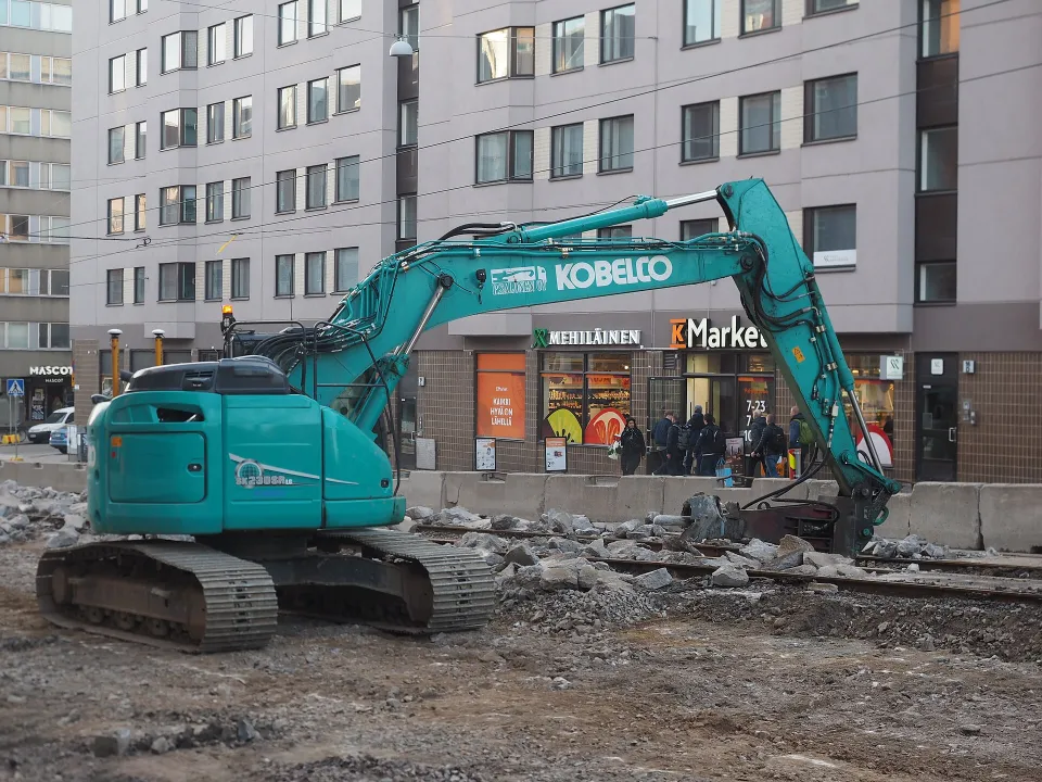 Kobelco crawler excavator on a city site