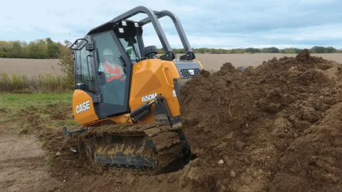 CASE 650M bulldozer