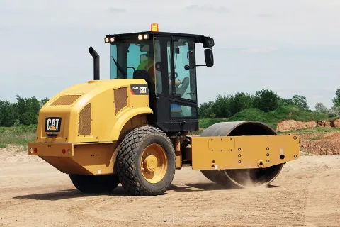 Caterpillar CS44B road roller
