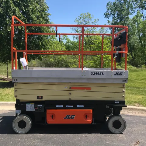 JLG 3246ES aerial work platform