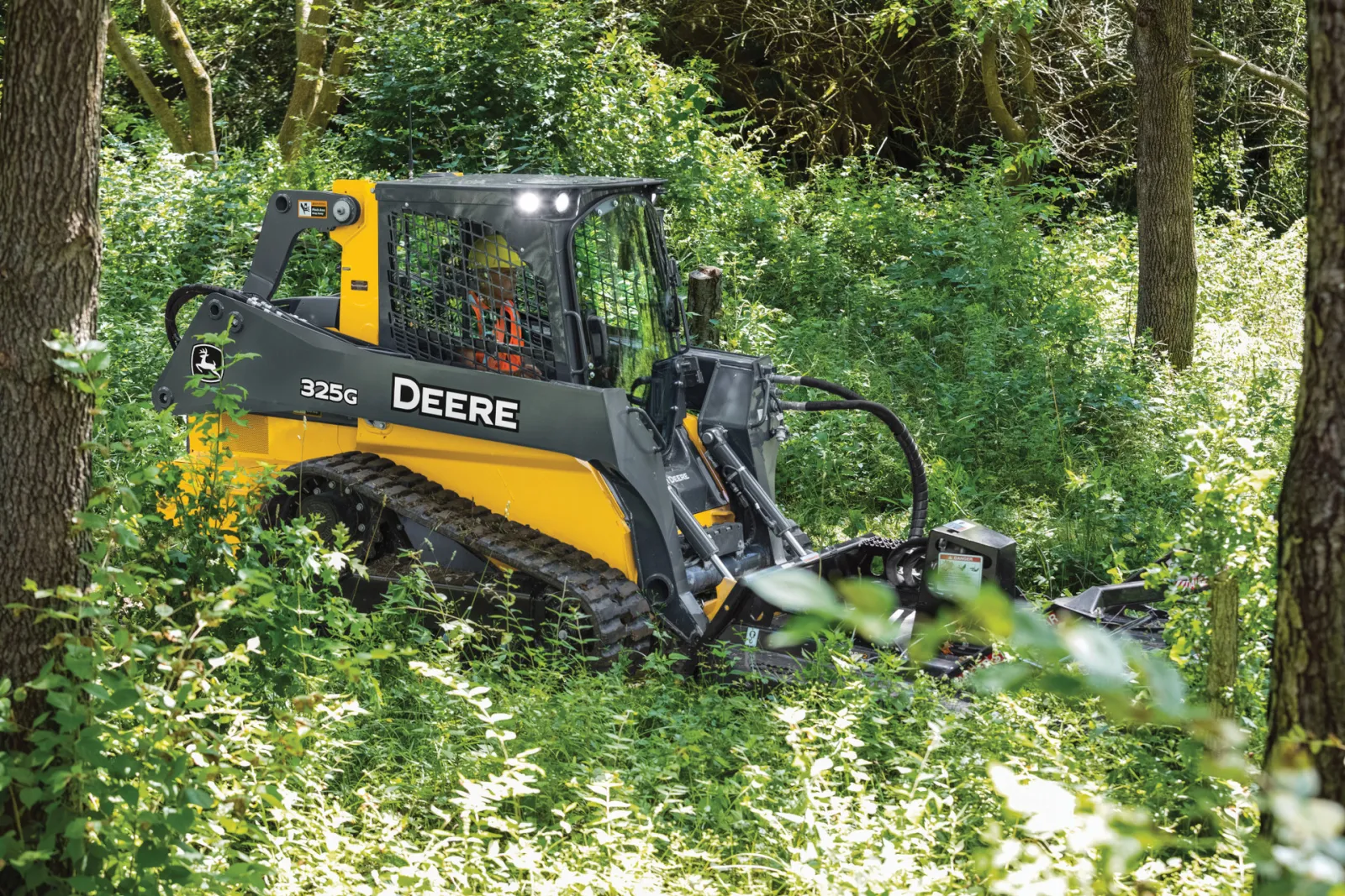 John Deere 325G compact track loader