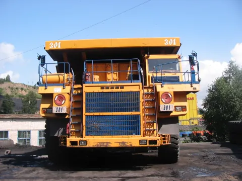 BelAZ 7513 series haul truck