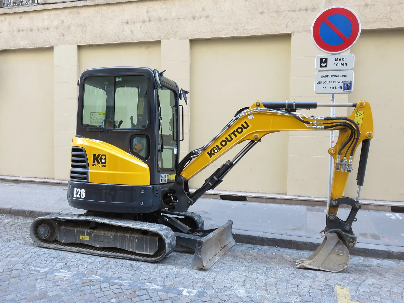 Bobcat E26