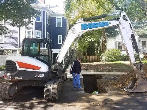 Bobcat machine similar to the Bobcat E85 (related model may be pictured)