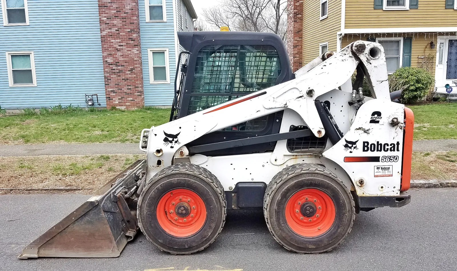 Bobcat S650 skid-steer loader