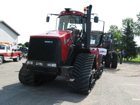 Case IH Steiger Quadtrac tractor (435 model pictured)