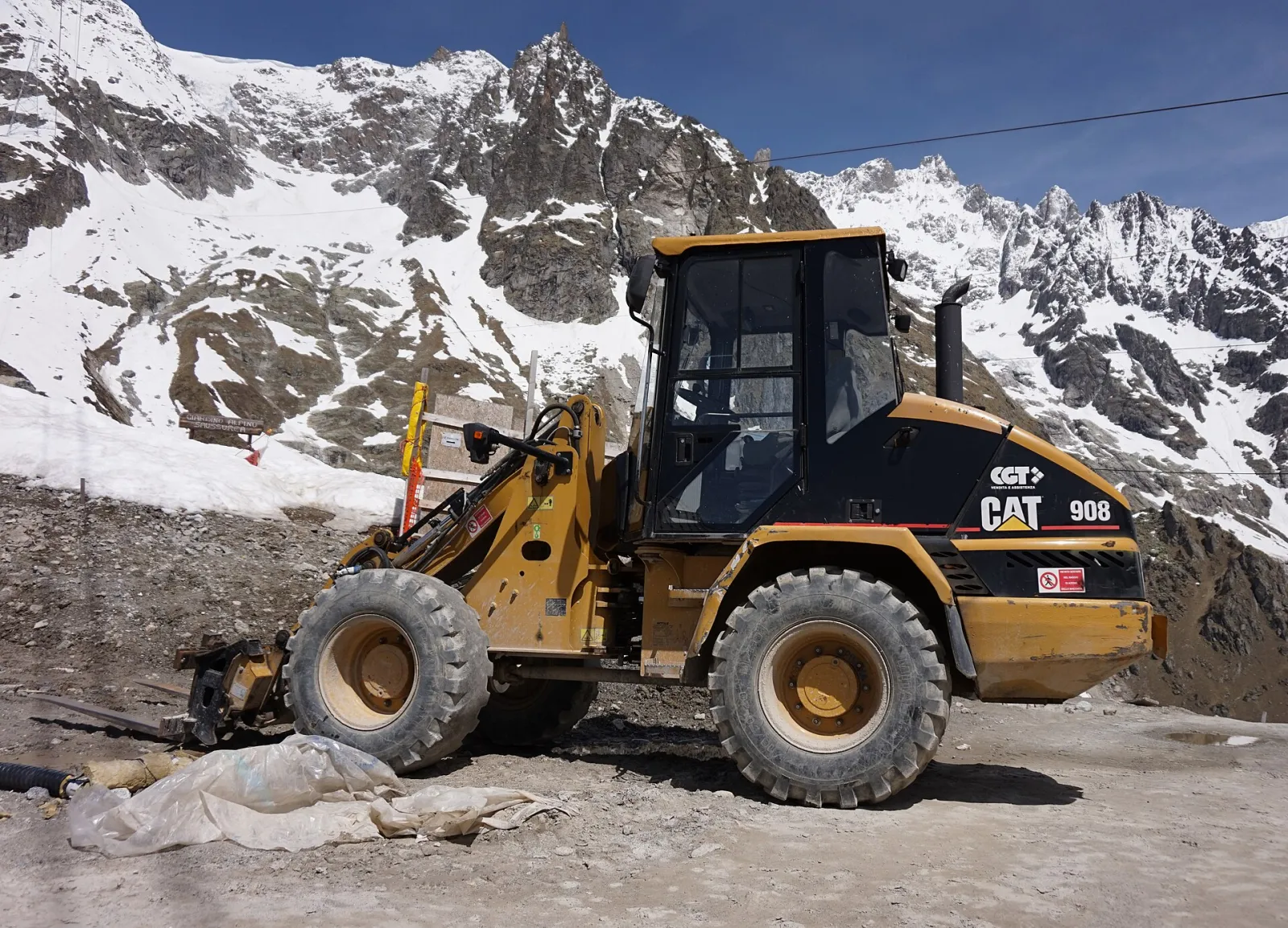 Caterpillar 908