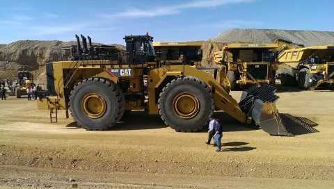 Caterpillar machine similar to the Caterpillar 994K (related model may be pictured)