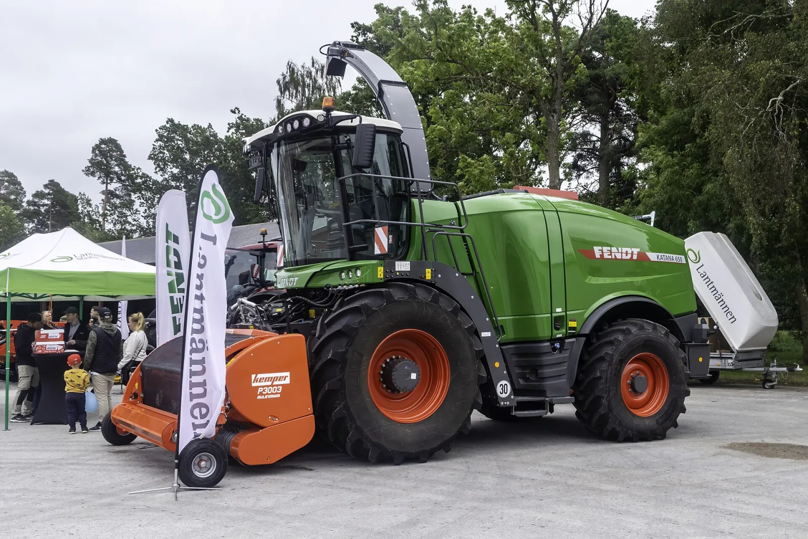 Fendt Katana forage harvester (650 model pictured)