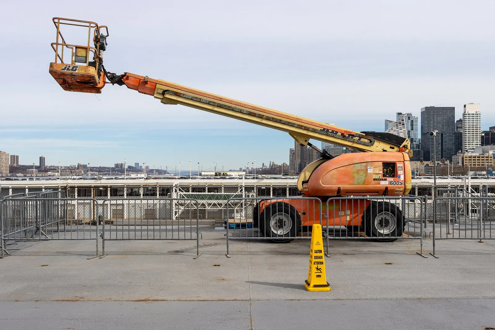 JLG telescopic boom lift
