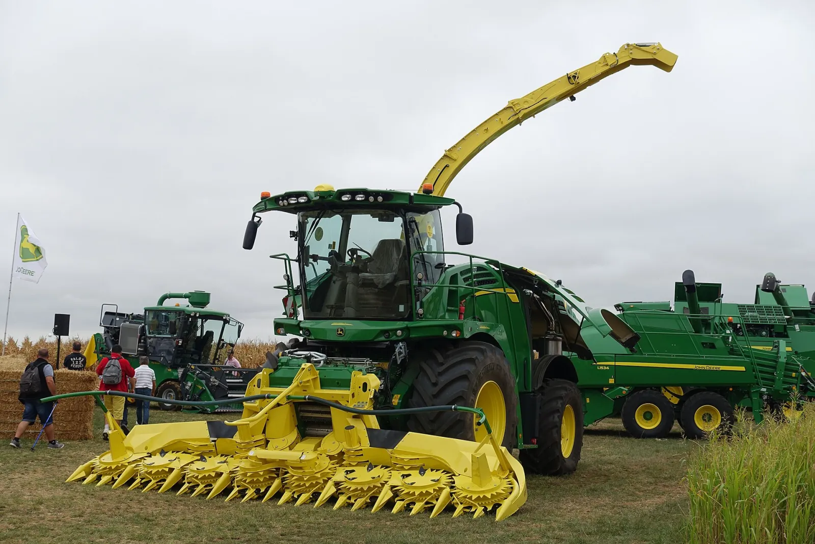 John Deere self-propelled forage harvester