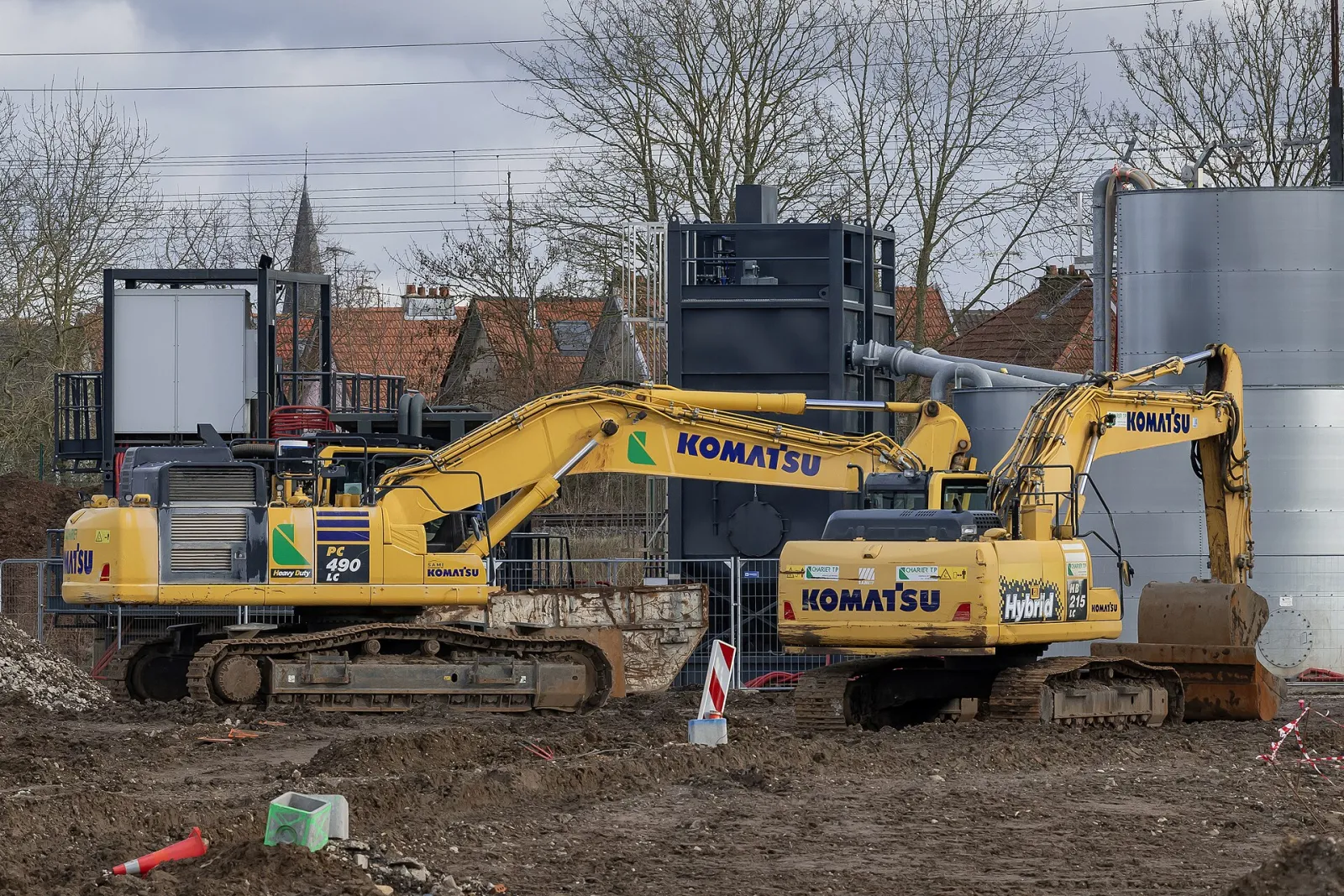 Komatsu PC490LC-11