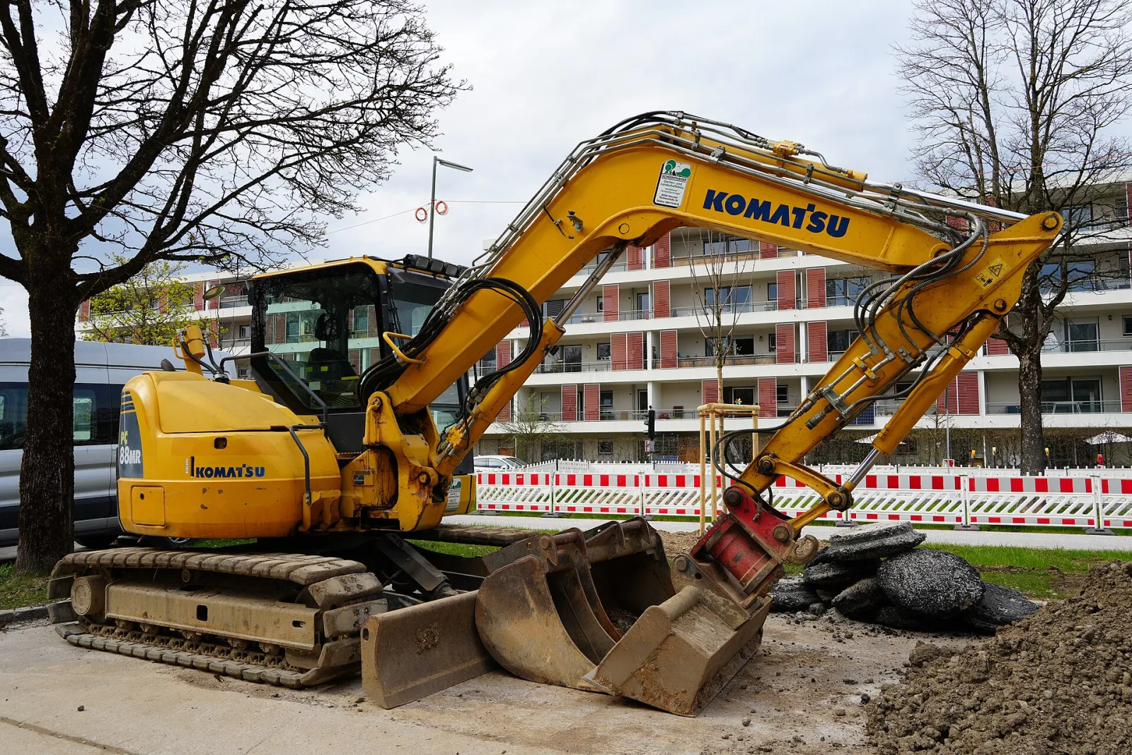Komatsu PC88MR-11