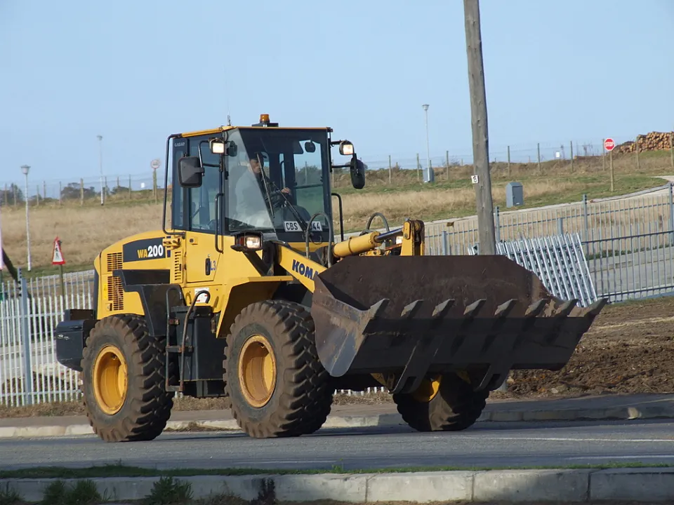 Komatsu WA200-8