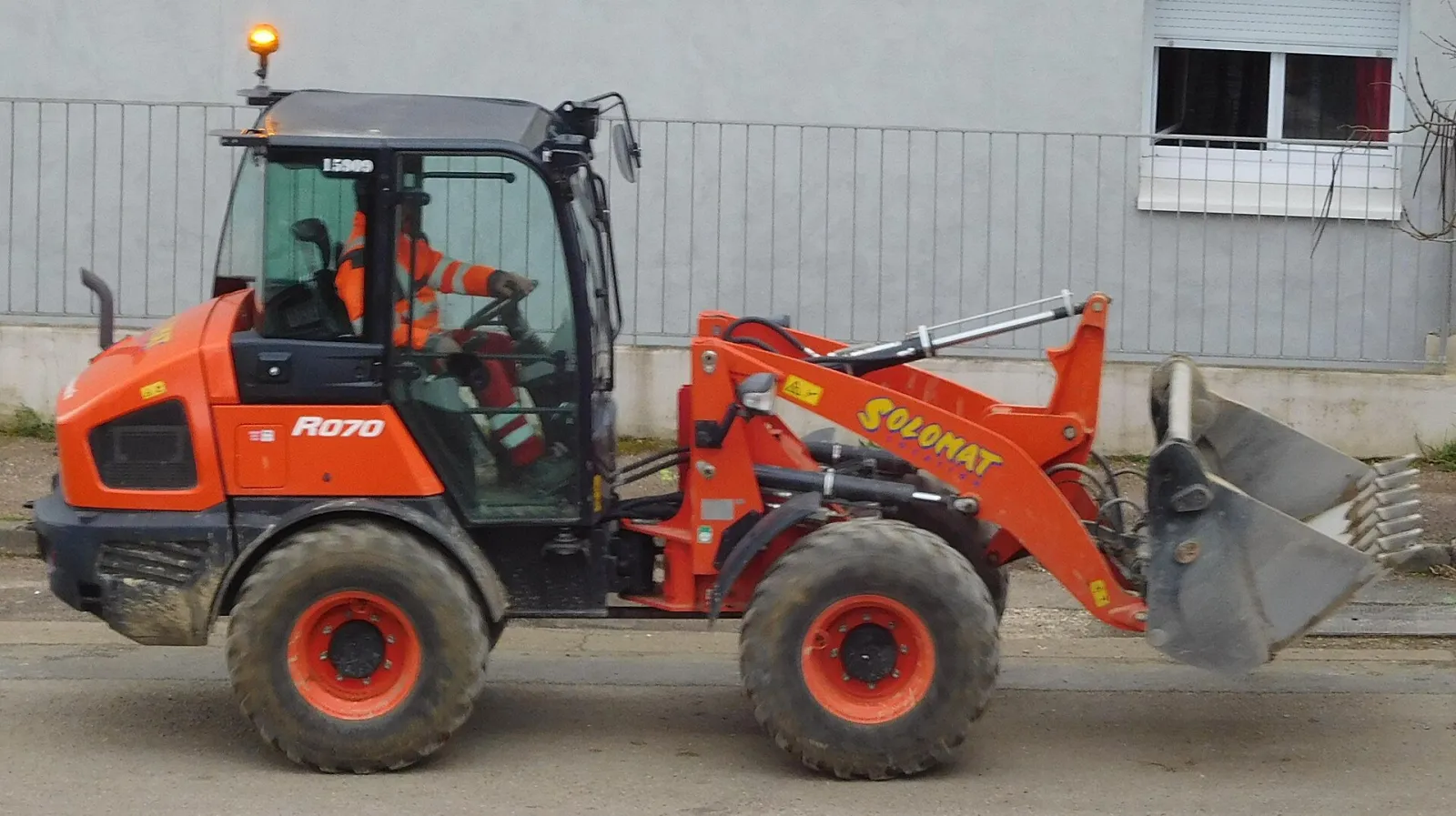 Kubota R070 compact wheel loader