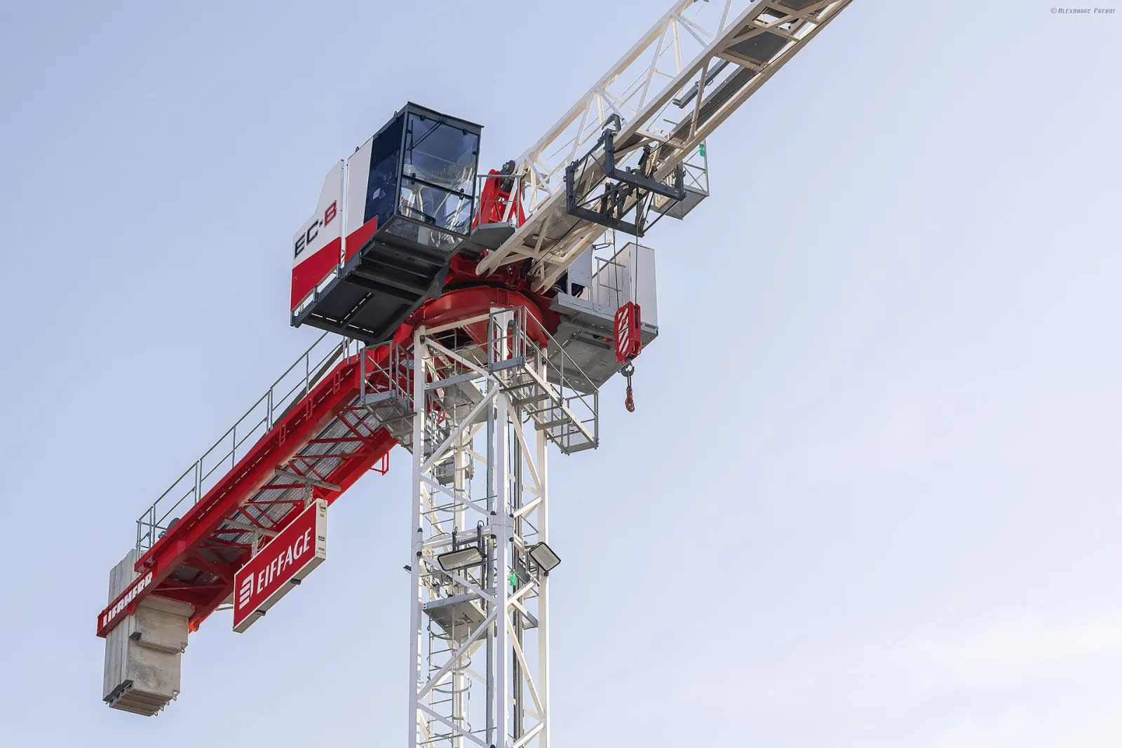 Liebherr 172 EC-B 8 Litronic flat-top tower crane