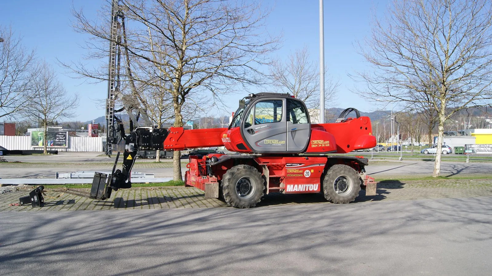 Manitou MRT 2550 rotating telehandler