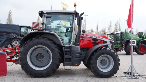 Massey Ferguson 8S series tractor (8S.225 pictured)