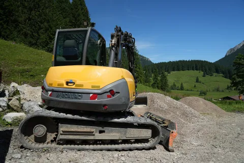Mecalac 8MCR skid excavator