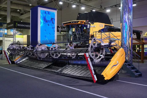 New Holland CX8.90