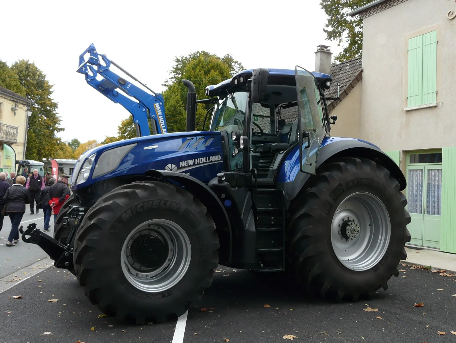 New Holland T7.315 tractor