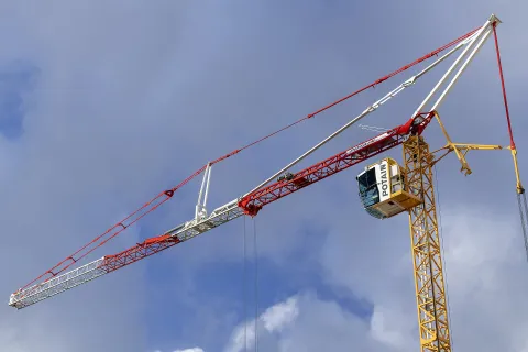 Potain Igo T 130 self-erecting tower crane (larger sibling of the Igo T 85 A)