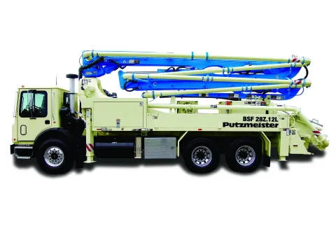 Truck-mounted concrete boom pump