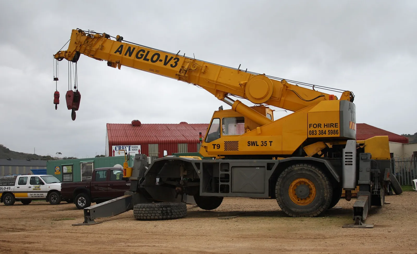 Tadano rough-terrain crane