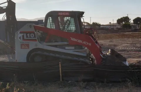 Takeuchi machine similar to the Takeuchi TL10V2 (related model may be pictured)