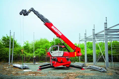 Manitou MRT 3050 telehandler
