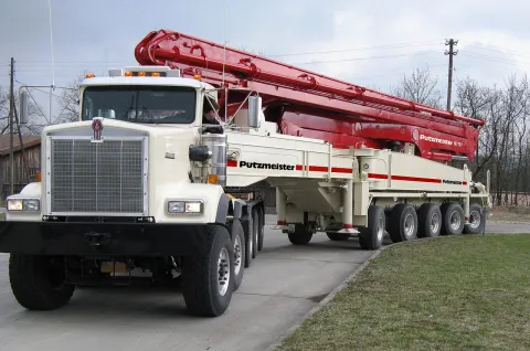 Putzmeister M 70-5 concrete pump