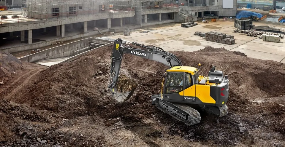 Volvo EC140E excavator