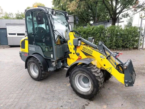Wacker Neuson WL28 compact wheel loader